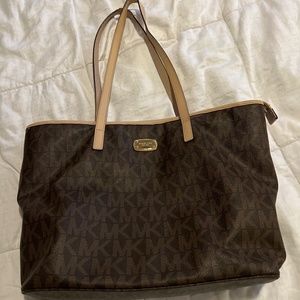 Michael Kors purse